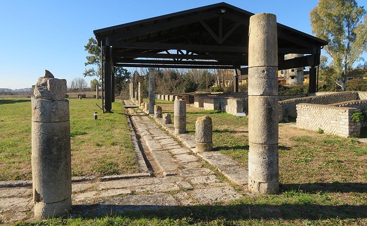 Villa dei Volusii Saturnini